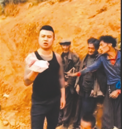 网络主播伪慈善:直播给钱做慈善 播完就把钱收回来