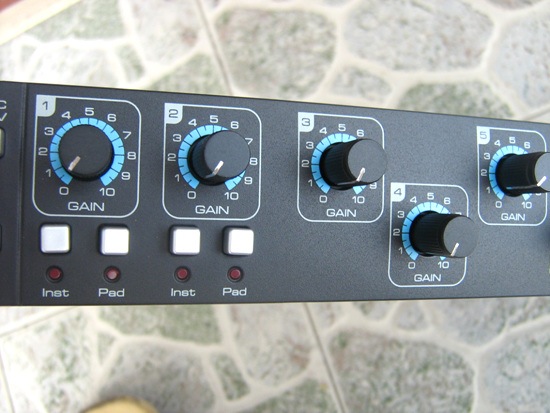 Focusrite PRO40 20进20出专业火线声卡评测-2