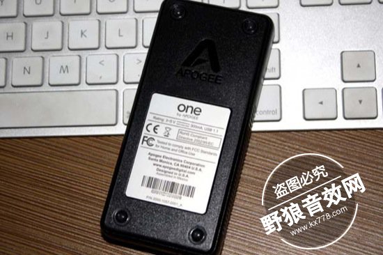 内置话筒的 Apogee One 小 USB 声卡评测