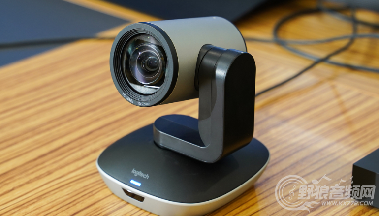 罗技推出便携式全高清视频会议摄像头